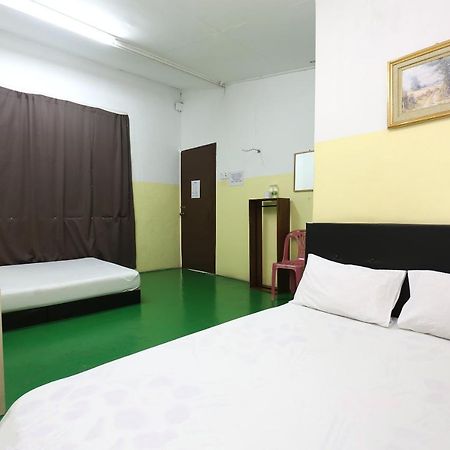 Rvh Hotel コタバル エクステリア 写真